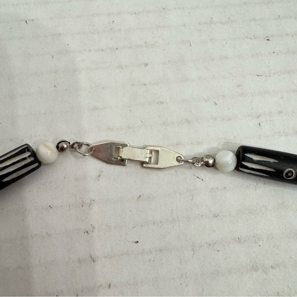 Vintage Heishi Shell Tibetan Beads Brown Pendant Statement Necklace Tribal Moon - Picture 16 of 16